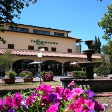 Residence Hotel La Commenda Монтефьясконе Экстерьер фото